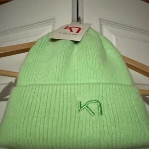 Karitraa beanie